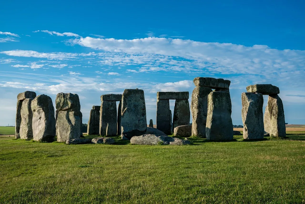 12. Megalithic Structures Older Than Expected: Stonehenge and Beyond (Image Credits: Pixabay)