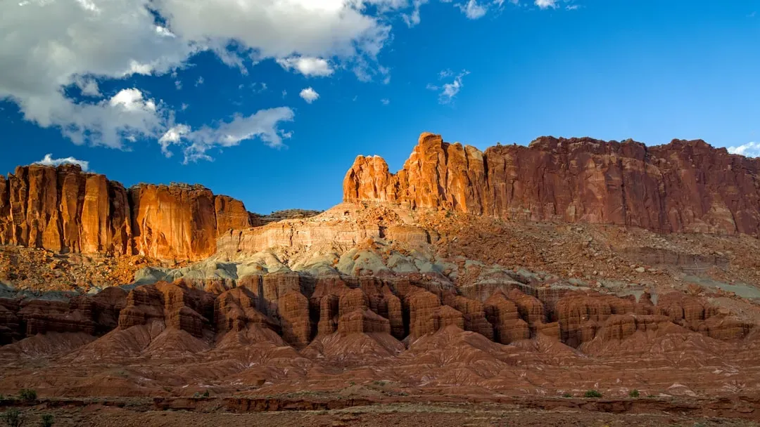 3. Capitol Reef National Park: A Hundred‑Mile Wrinkle in the Earth (Image Credits: Unsplash)