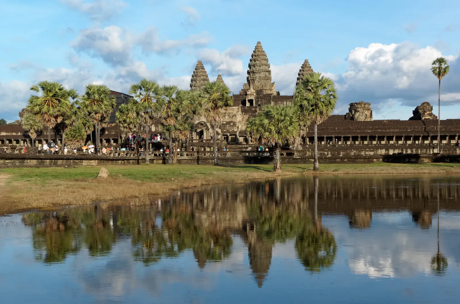 8. Angkor Wat: A Stone Temple Aligned with the Cosmos (Image Credits: Wikimedia)