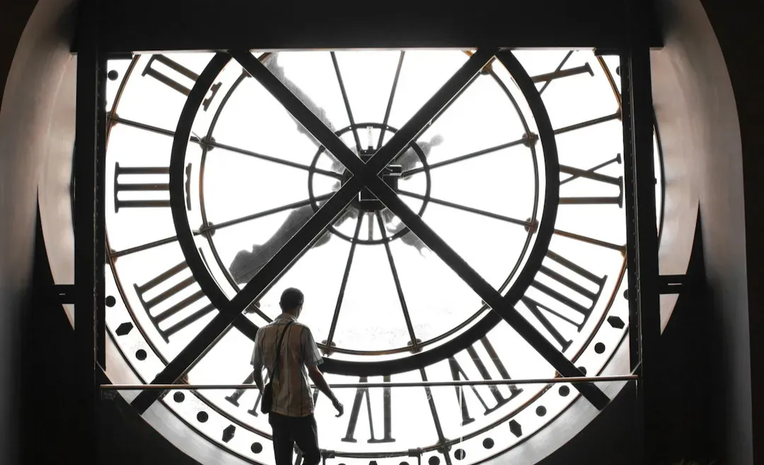 Why Time Feels Slower When You’re Bored and Faster as You Age (Image Credits: Unsplash)