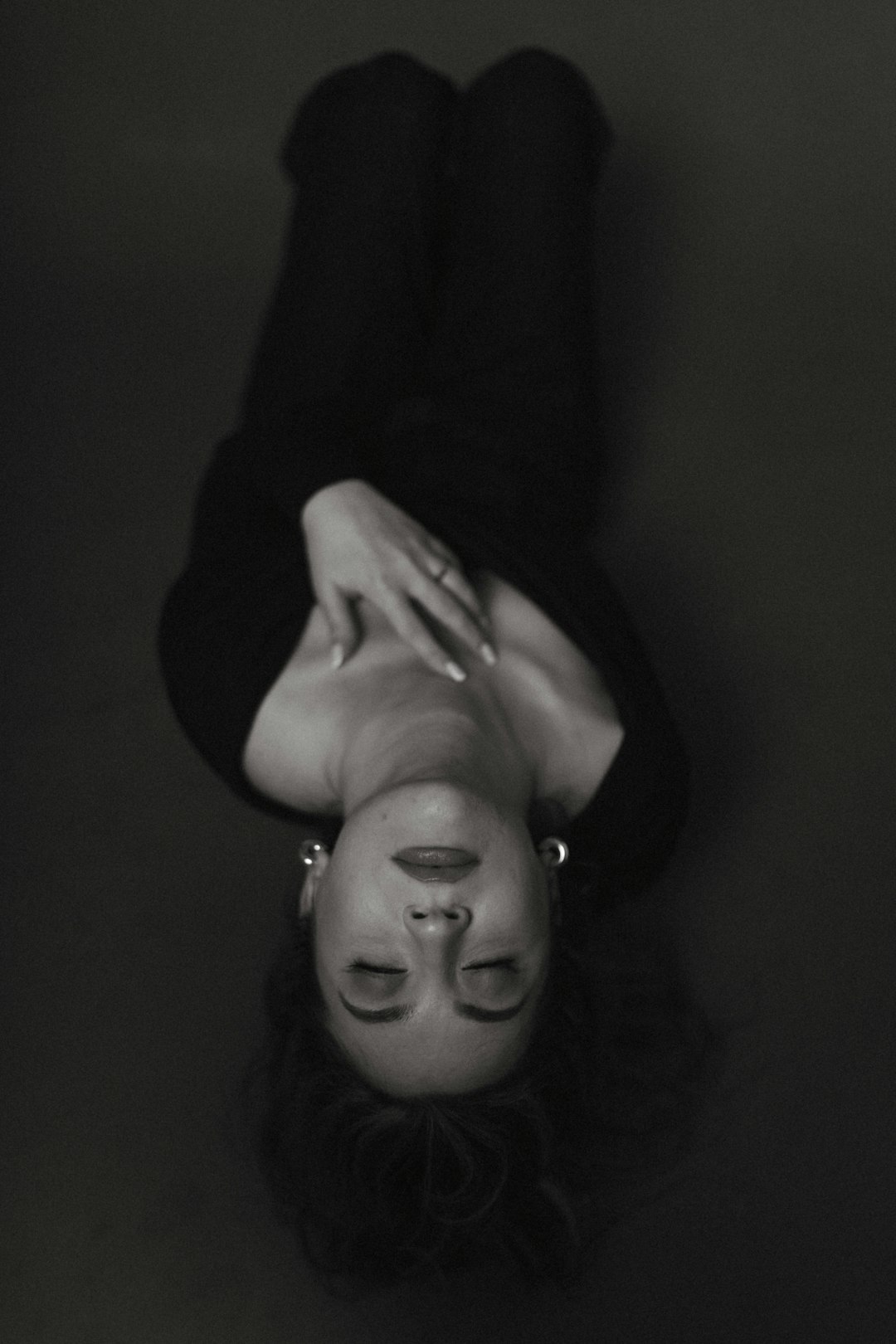 Magnetic Presence: The Quiet Power Move (Image Credits: Unsplash)