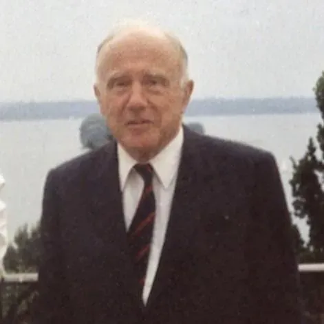 Who Was John Wheeler, And Why Did He Dare To Rewrite Reality? (By Emielke, CC BY-SA 3.0)