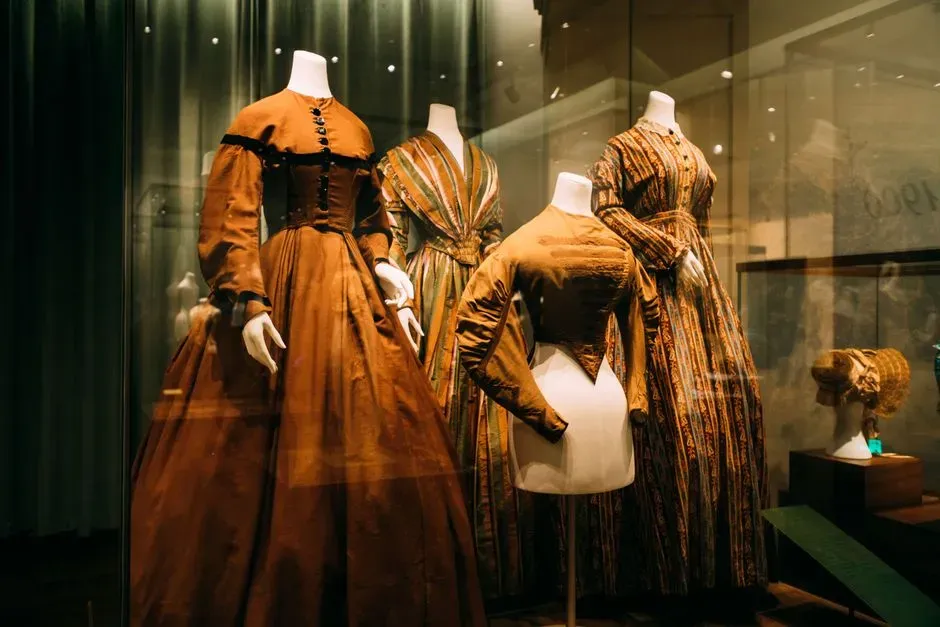 #11 - Antique Costumes That Get Worn Onstage "Just Once" (Image Credits: Pexels)