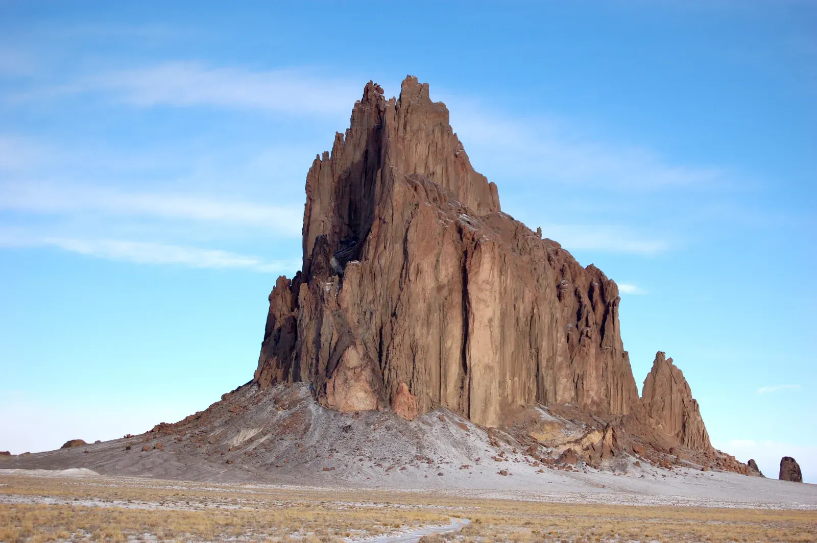 13. Shiprock, New Mexico: The Spine of an Ancient Volcano (Shiprock, CC BY 2.0)