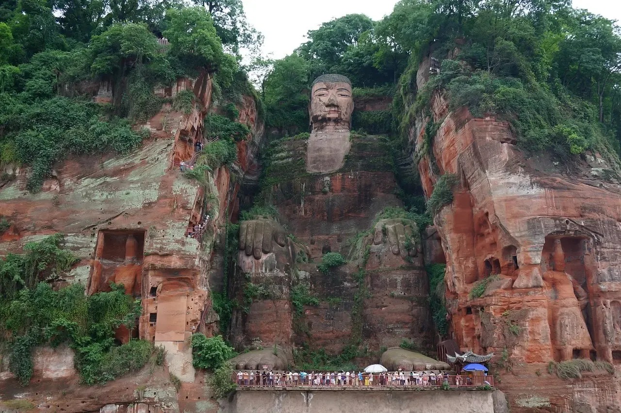 Leshan Giant Buddha: Drainage Systems Hidden in Plain Sight (Image Credits: Pixabay)