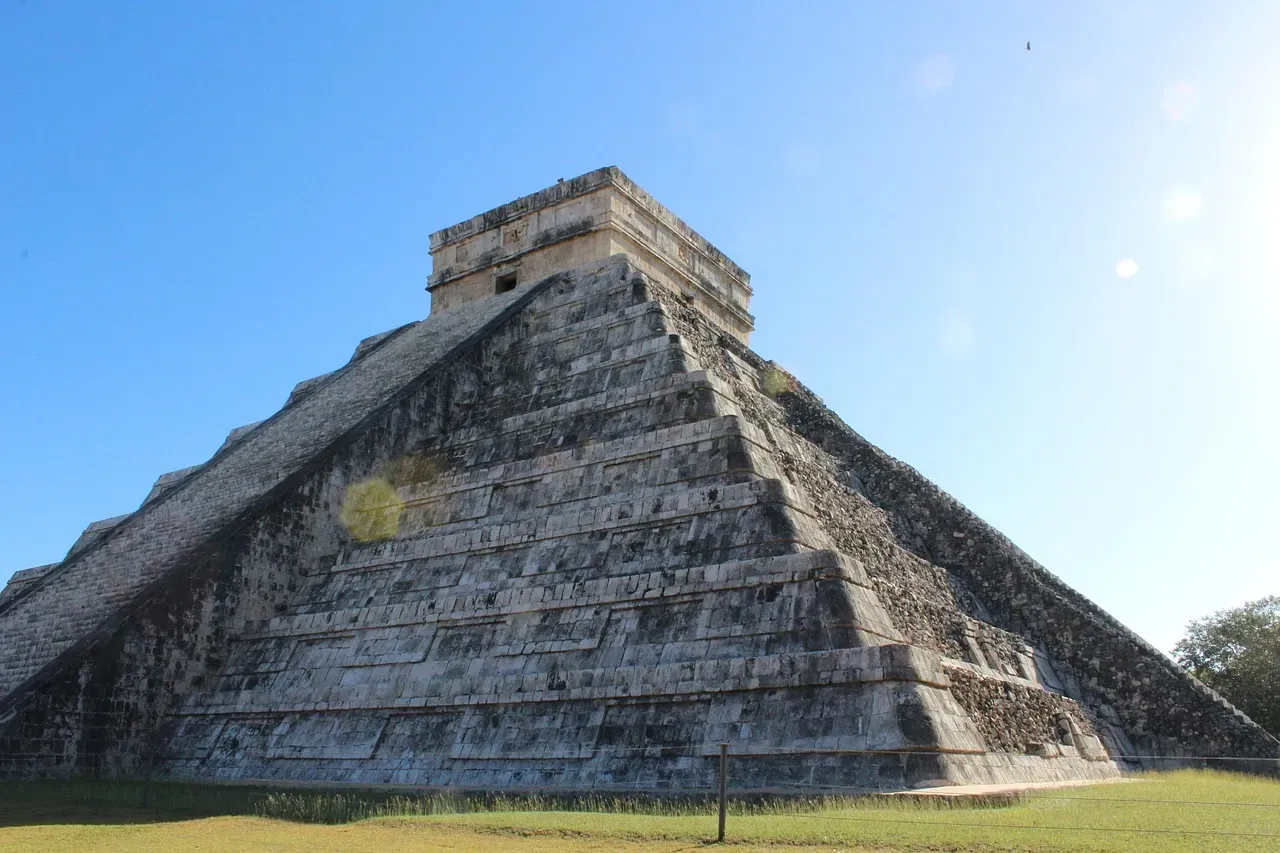 New World and Old World State-Building: Classic Maya and Early Medieval Europe (Image Credits: Pixabay)
