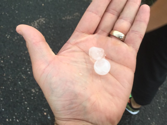 Size Variations and Record-Breaking Ice Balls (Image Credits: Wikimedia)