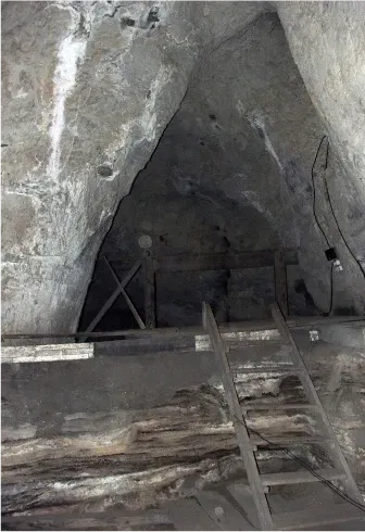 #5 - Denisova Cave: Hybrid Humans in the Wrong Era (By Демин Алексей Барнаул, CC BY-SA 4.0)
