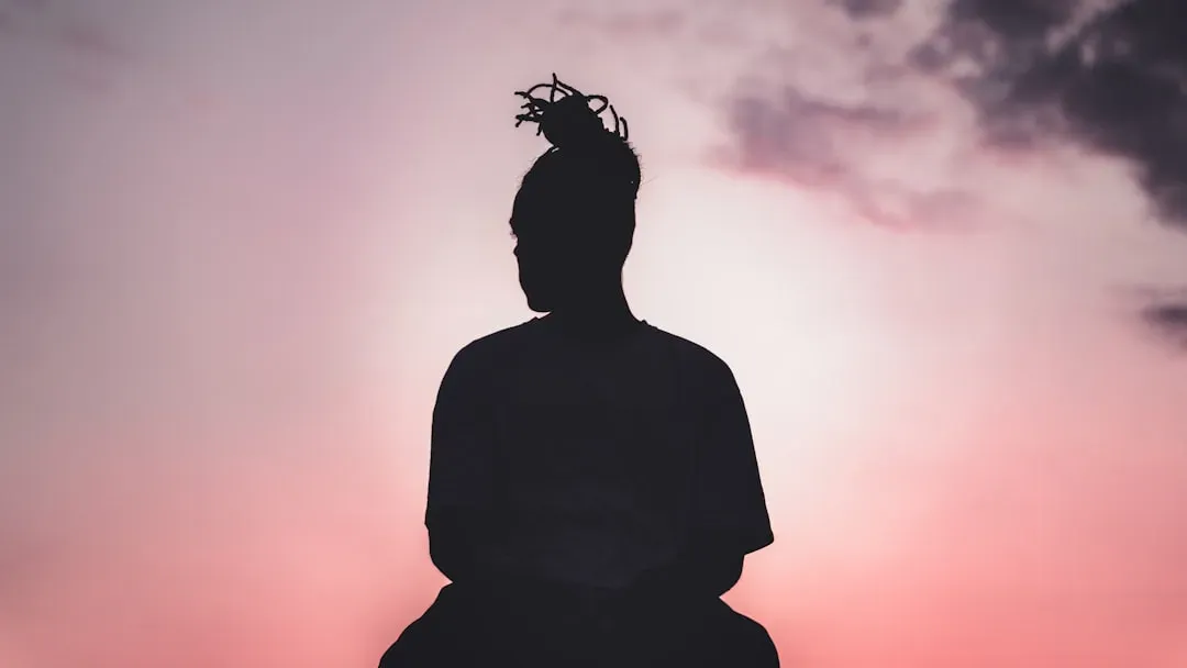 Making Peace With Not Knowing (Instead of Trying to Outrun It) (Image Credits: Unsplash)