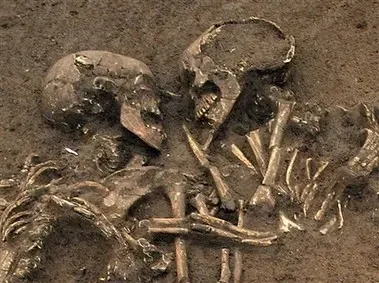 #4 - North Africa's Takarkori Ghost: The 15,000-Year-Old Lineage With No Name (billolen, Flickr, CC BY-SA 2.0)