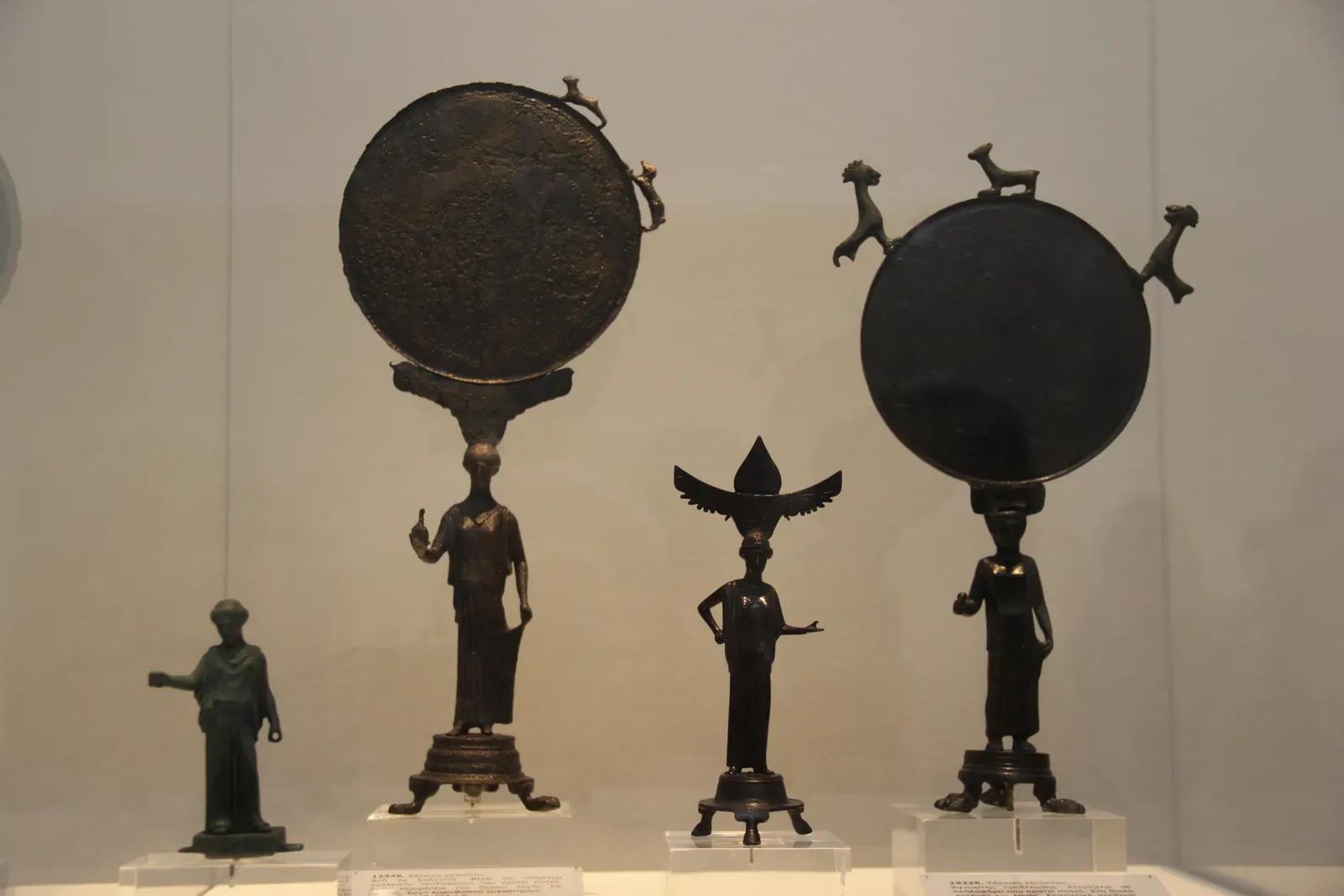 #9 - The Broken "Screen" That Turned Out to Be the World's Oldest Portrait of Confucius (Ancient Greece Bronze Mirrors, CC0)