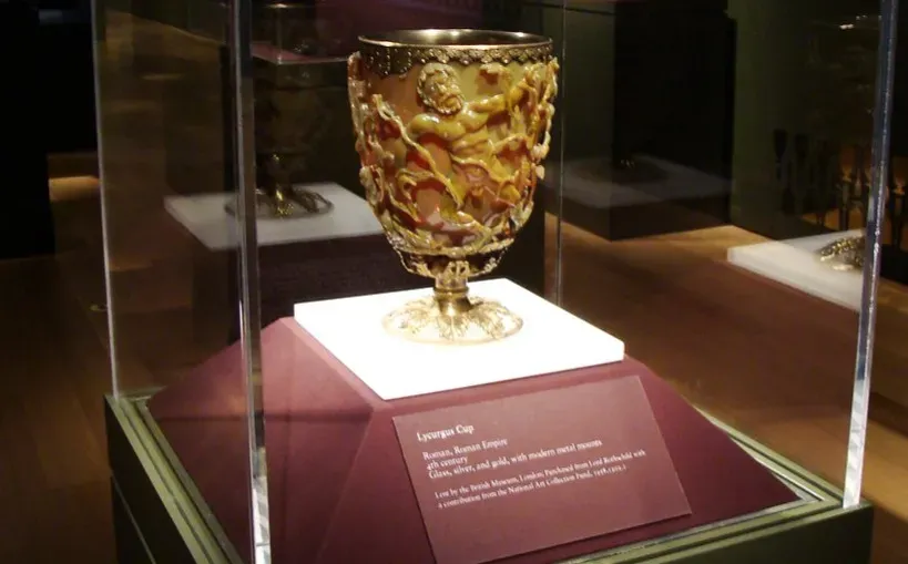 Lycurgus Cup – Ancient Roman Nanotechnology in Glass (Image Credits: Flickr)