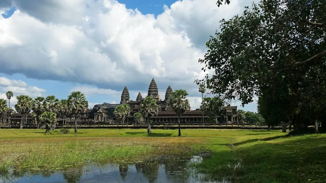 Angkor Wat: Cambodia's Temple Mountain (Image Credits: Pixabay)