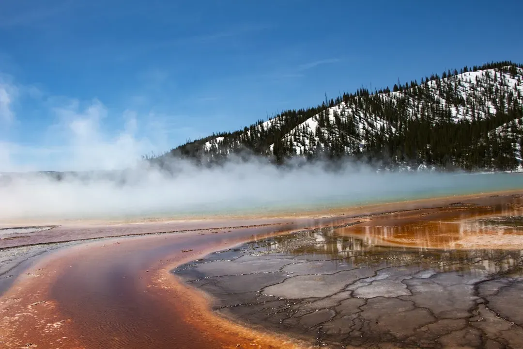 Boiling Acid Pools of Yellowstone: Chemistry on a Knife-Edge (Image Credits: Unsplash)