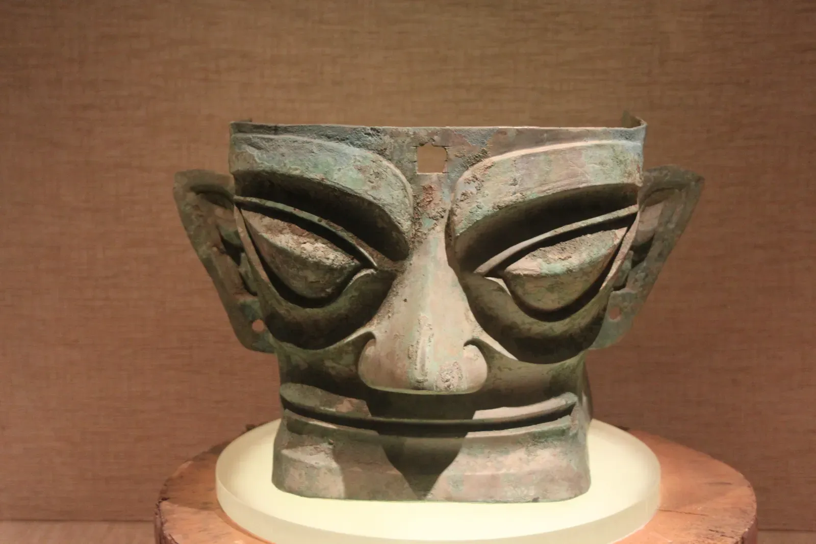 12. The Sanxingdui Civilization: Masks From a Parallel World (By Gary Todd, CC0)