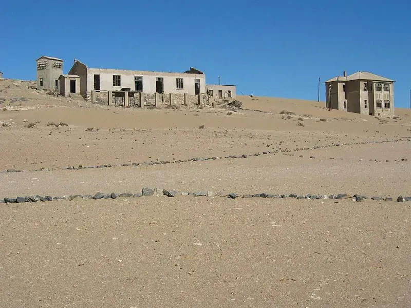 1. Kolmanskop, Namibia (MagicOlf, Flickr, CC BY-SA 2.0)