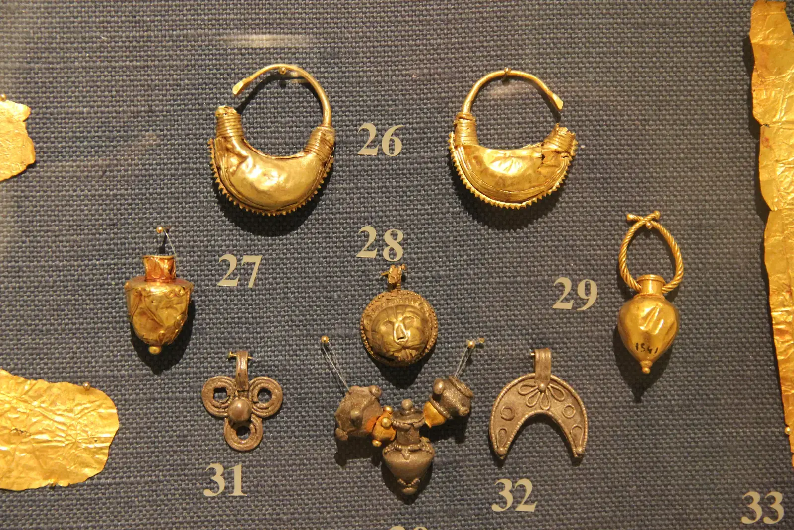 Ancient Gold Alloys with Controlled Properties (Ancient Greece Gold Jewelry, CC0)