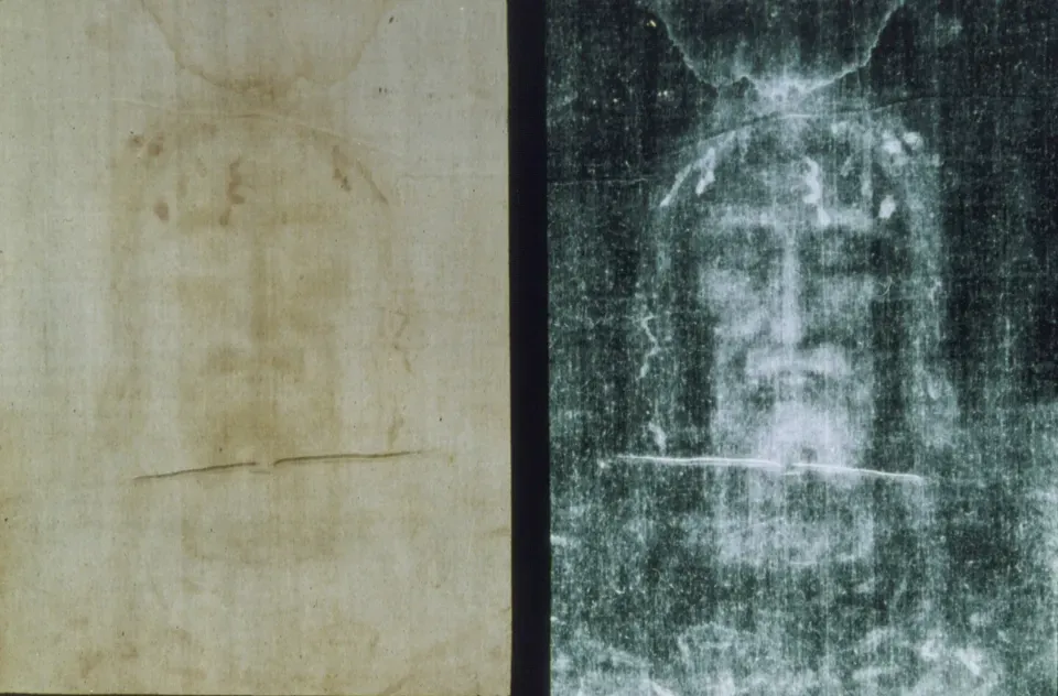 #1 - The Shroud of Turin: The Burial Cloth That Fooled the Faithful for Centuries (Public domain)