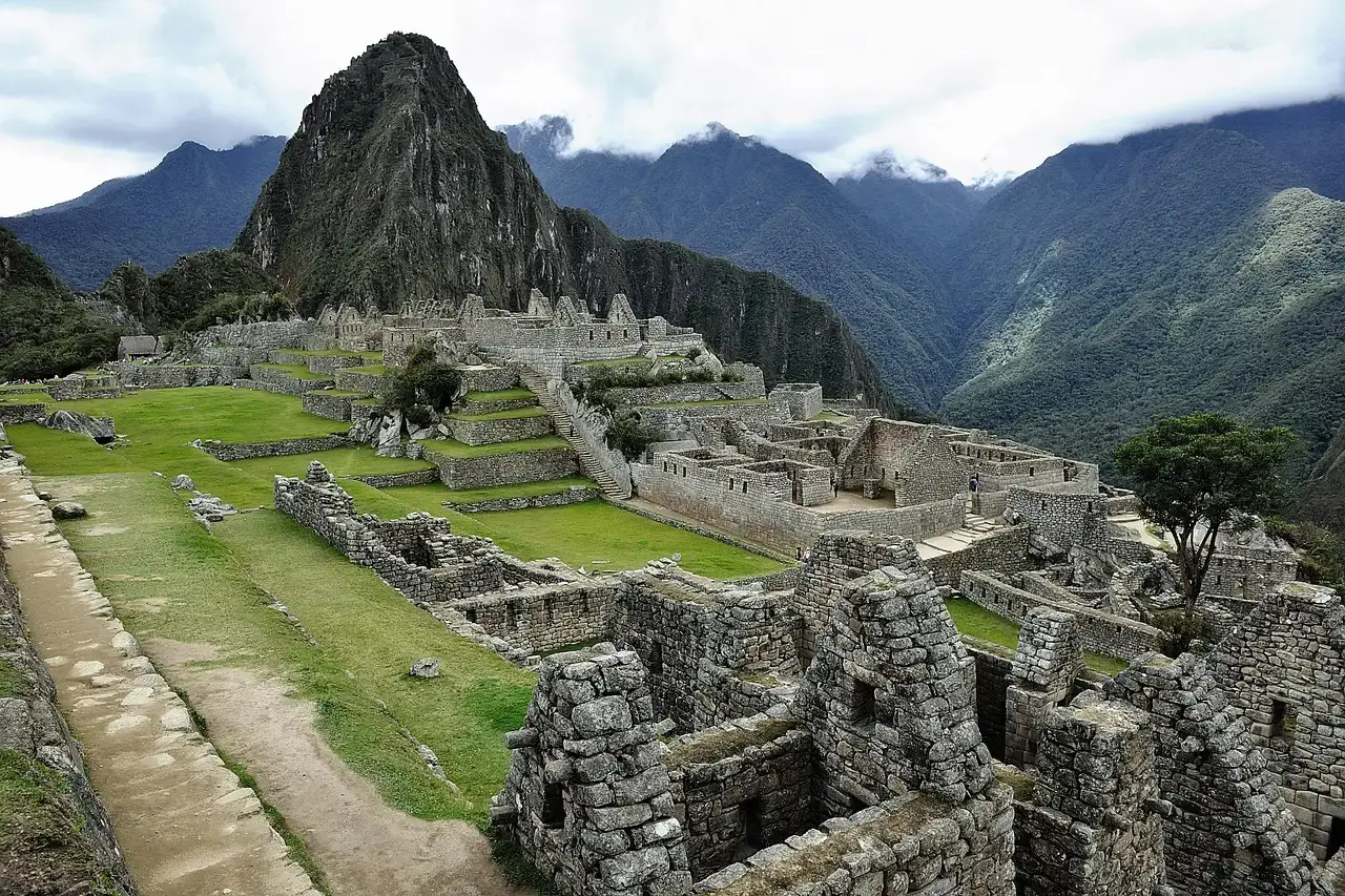 #10 - Machu Picchu's "Lego-Lock" Stonework and Drainage (Image Credits: Pixabay)