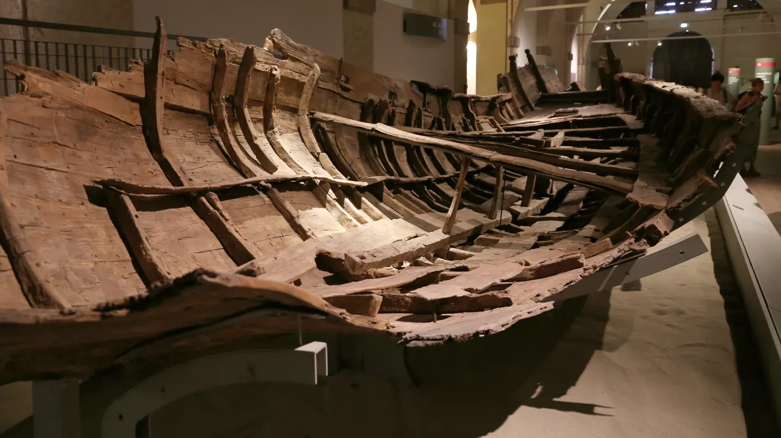 #3 - The Roman Wreck Whose Cargo List Hints at "Hard Glass Lenses" (By Sailko, CC BY 3.0)