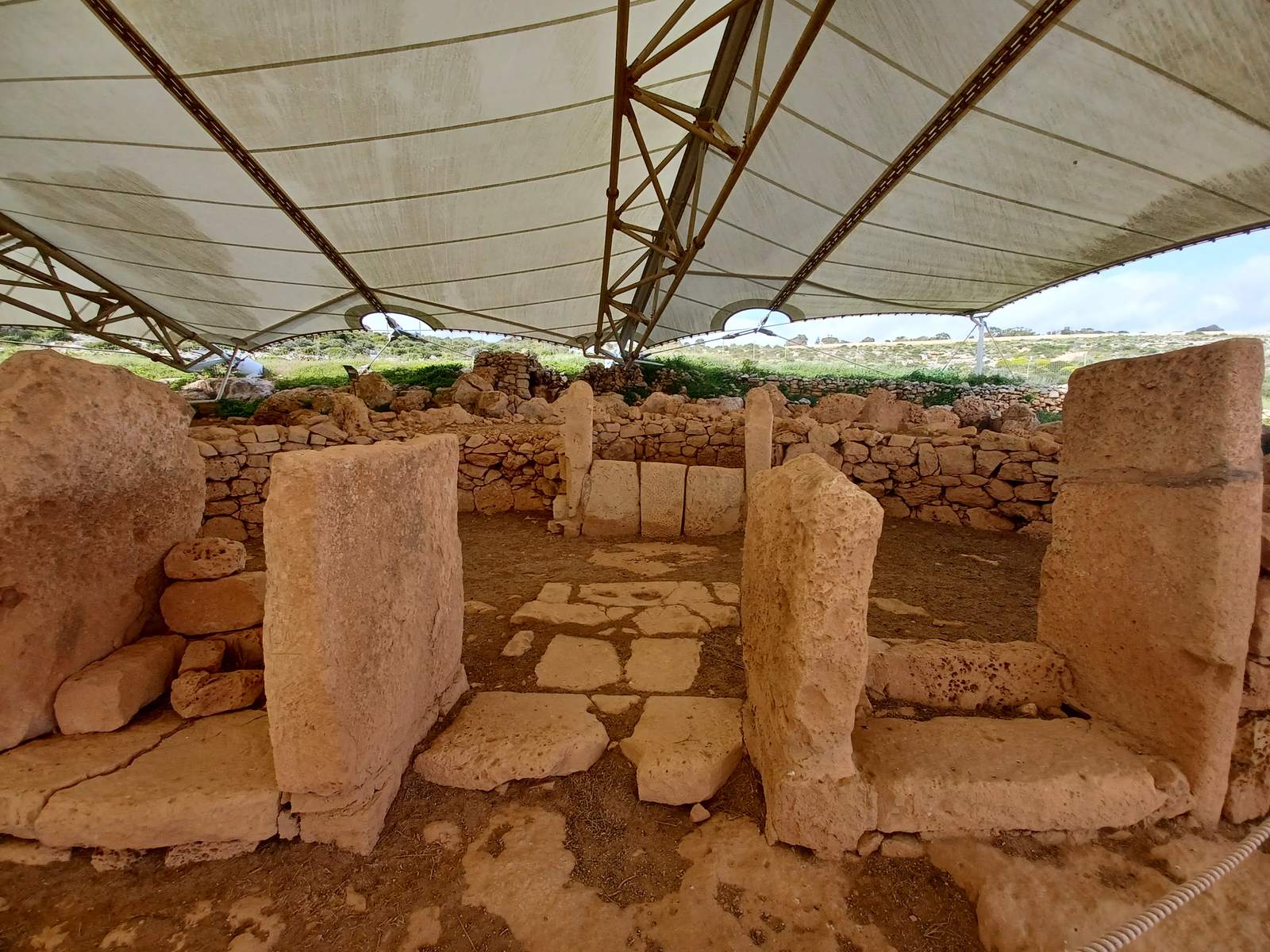 Göbekli Tepe: The Dawn of Sacred Architecture (Image Credits: Wikimedia)