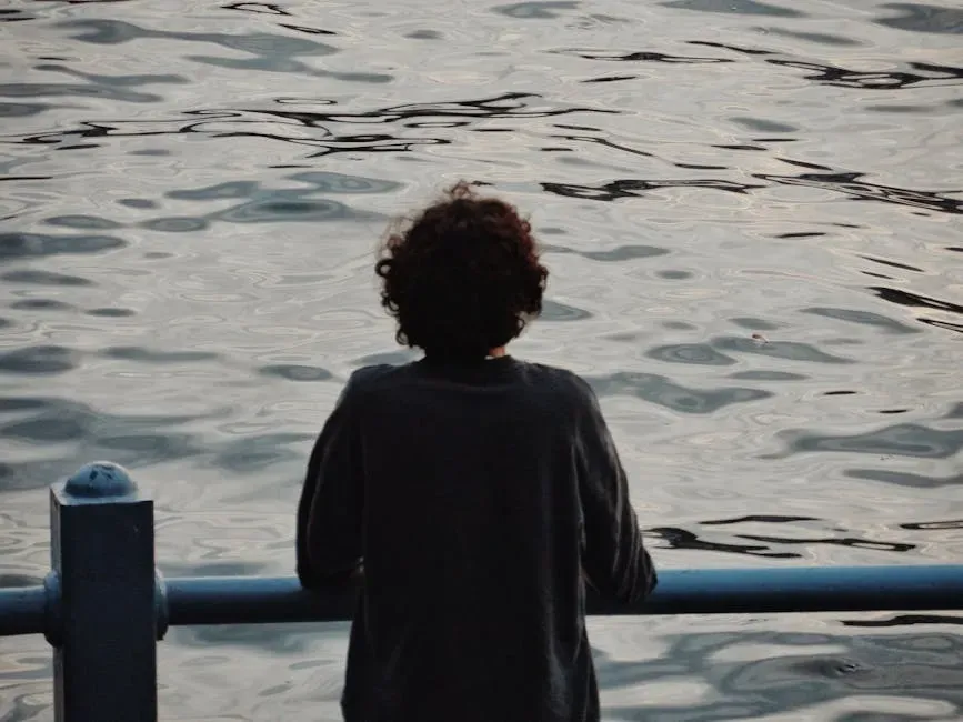 5. You Need Time Alone to Digest Your Experiences (Image Credits: Pexels)