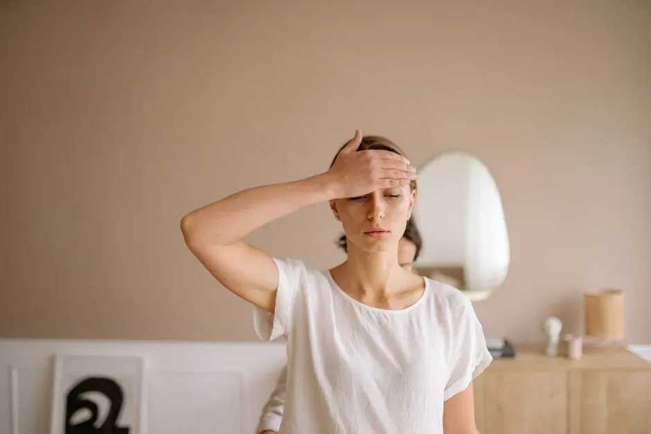 How Your Brain Deliberately Turns Up the Thermostat (Image Credits: Pexels)
