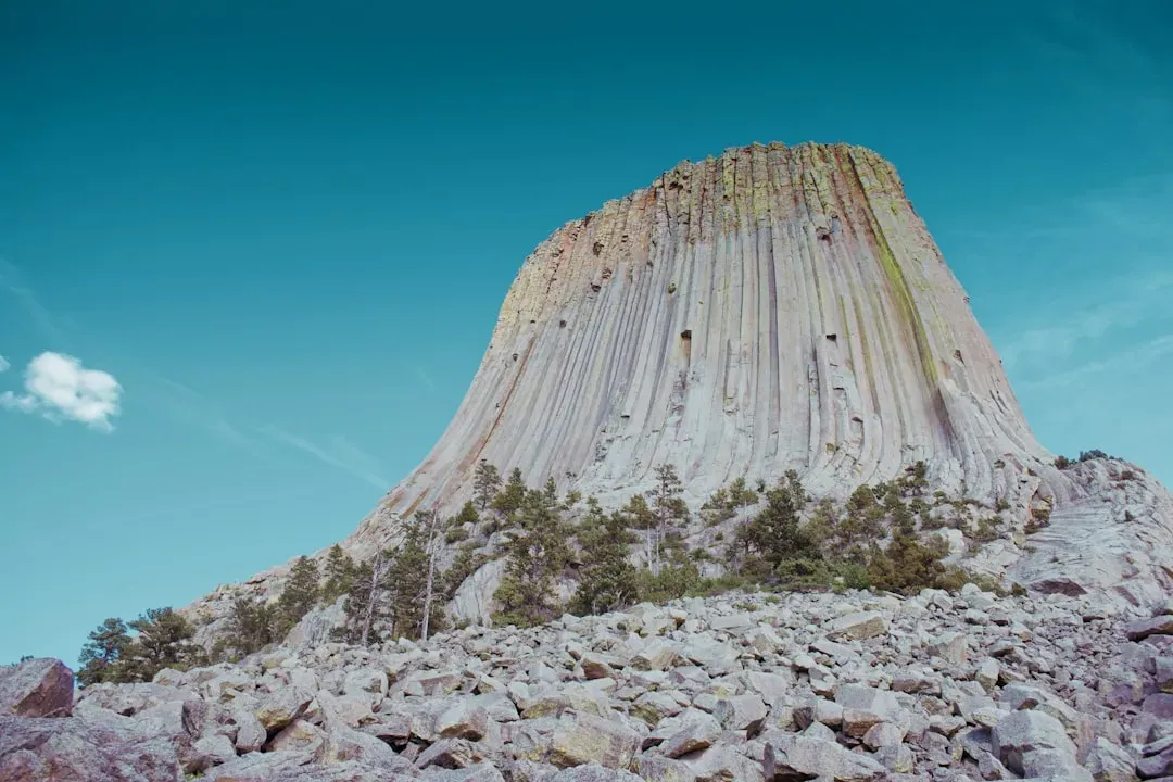 8. Devil's Tower, Wyoming: The Igneous Giant of the Plains (Image Credits: Unsplash)