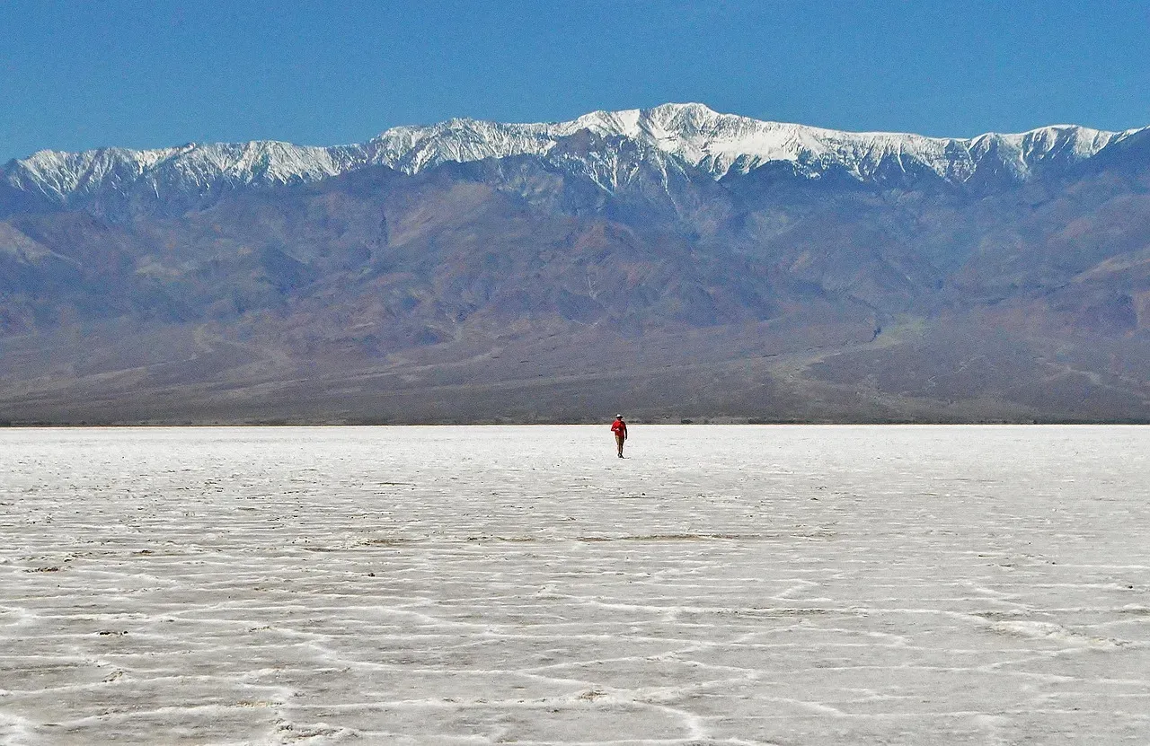 3. Death Valley National Park, California & Nevada (Image Credits: Pixabay)