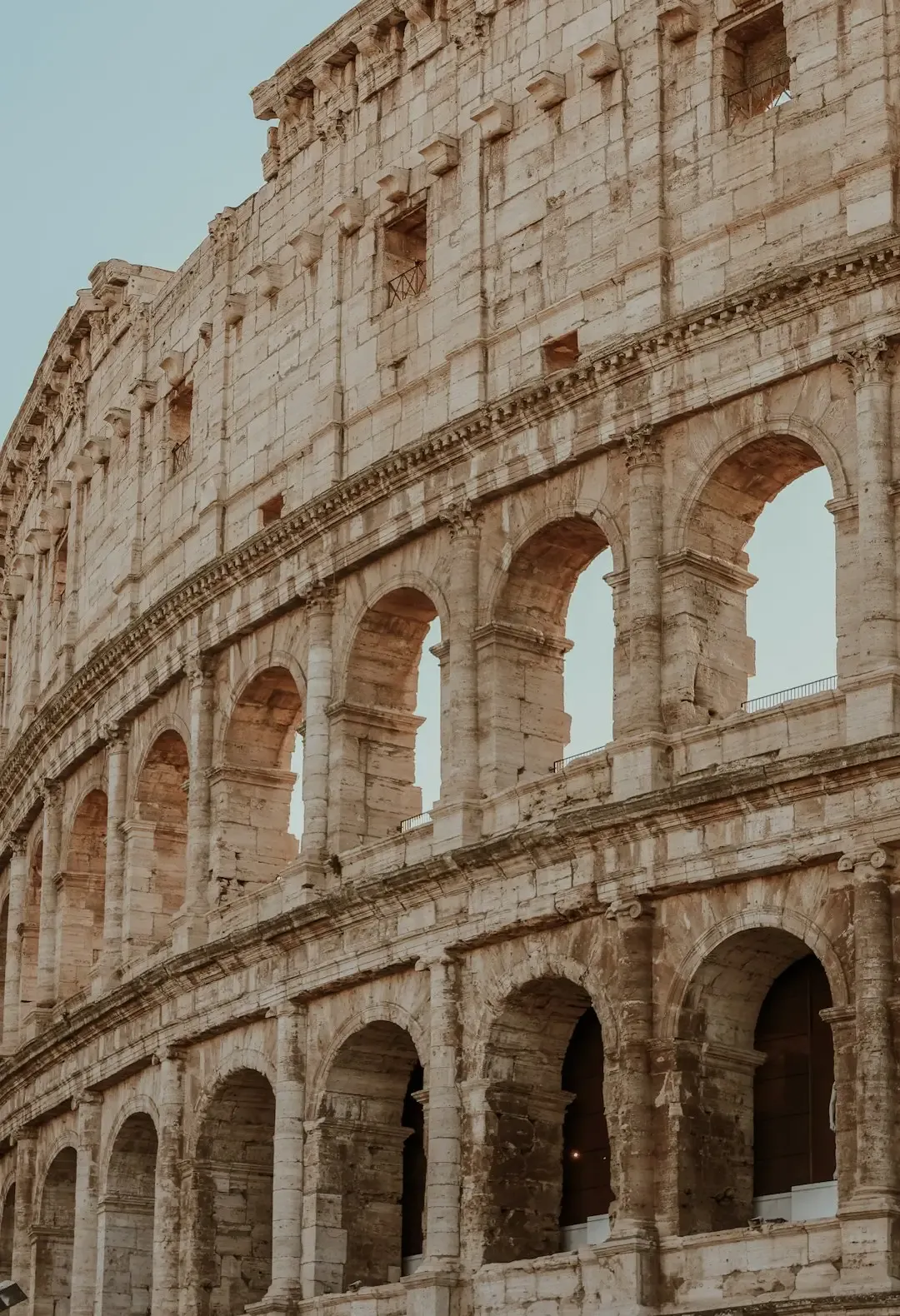 Roman Concrete: The Ancient Material That Refuses to Crumble (Image Credits: Unsplash)