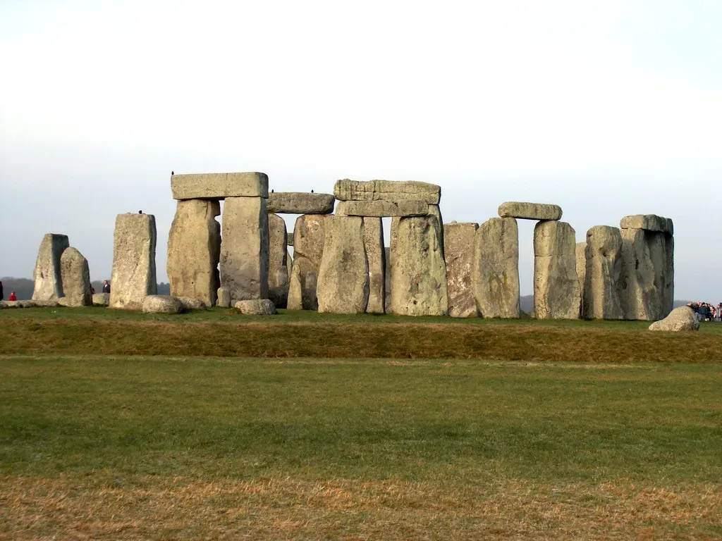 10. Stonehenge, England (teamaskins, Flickr, CC BY-SA 2.0)