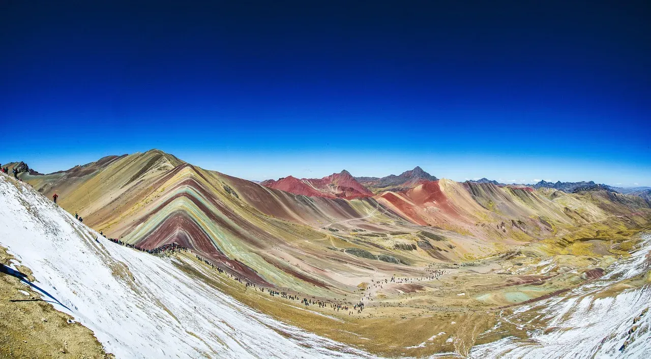 From Sea Floors To Sky: Tectonic Drama Behind the Stripes (Image Credits: Pixabay)