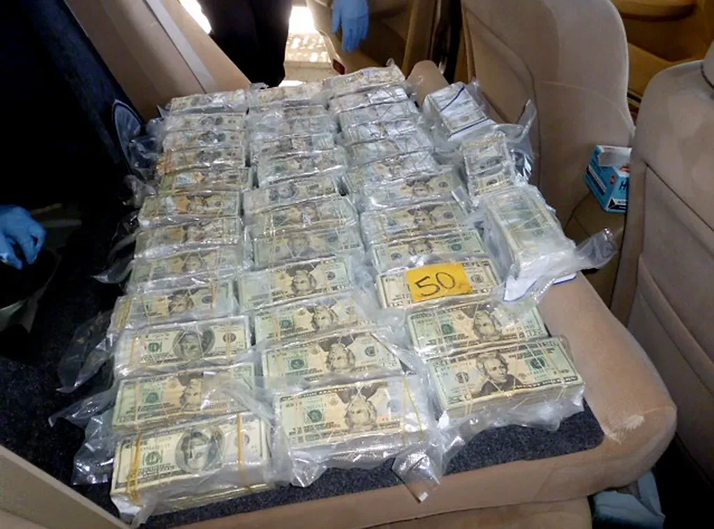 #8 - Smuggled Cash and Gold Bypassing Entire Banking Systems (Image Credits: Flickr)