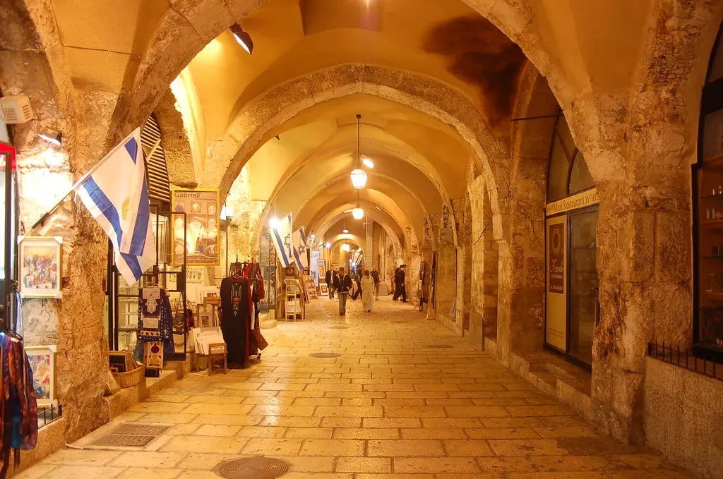 #9 - The Rock-Cut Vaults Under the Western Wall, Jerusalem (twiga-swala, Flickr, CC BY-SA 2.0)