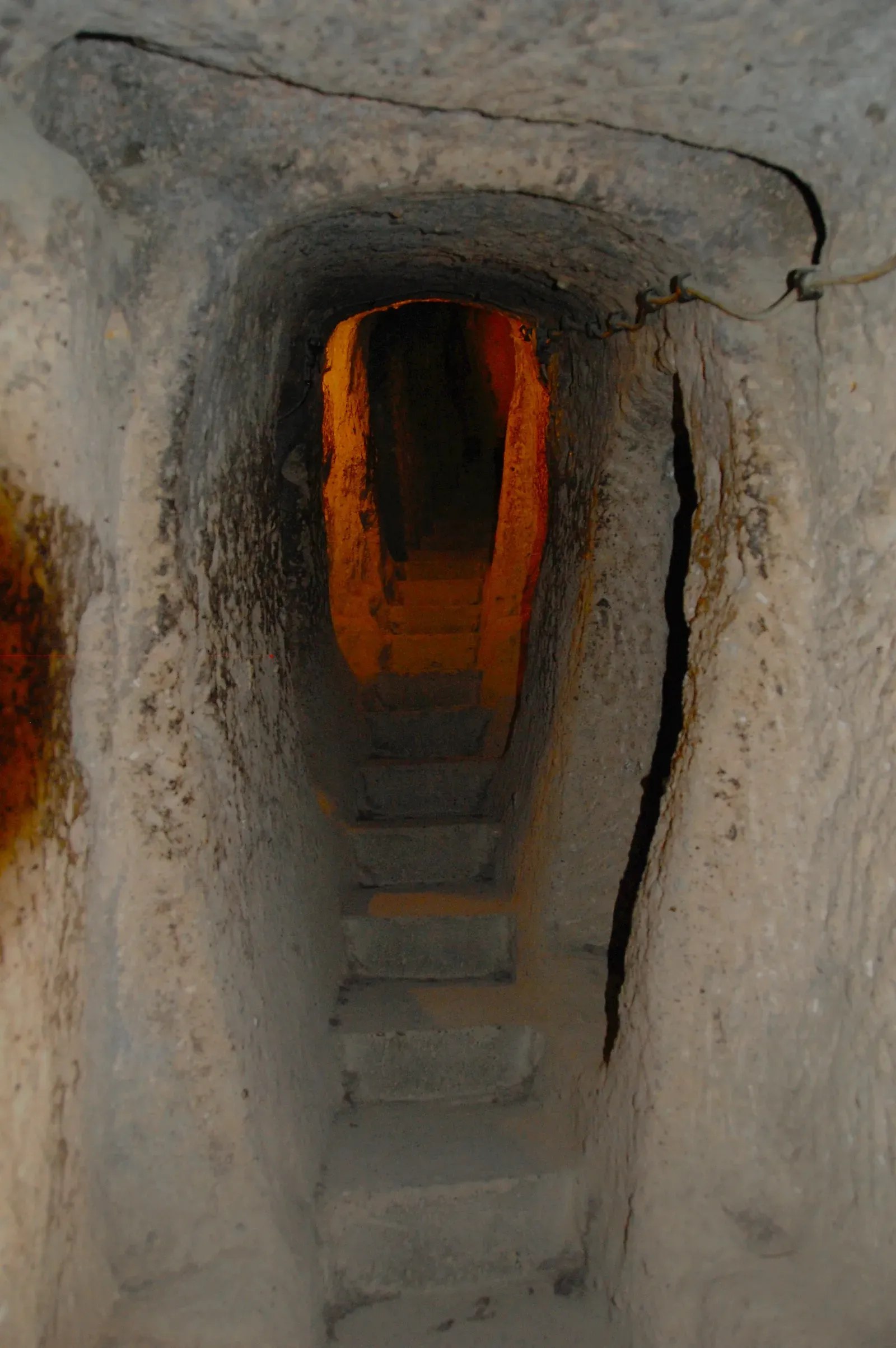 Turkey’s Underground Cities Lurking Beneath Town Streets (Image Credits: Wikimedia)
