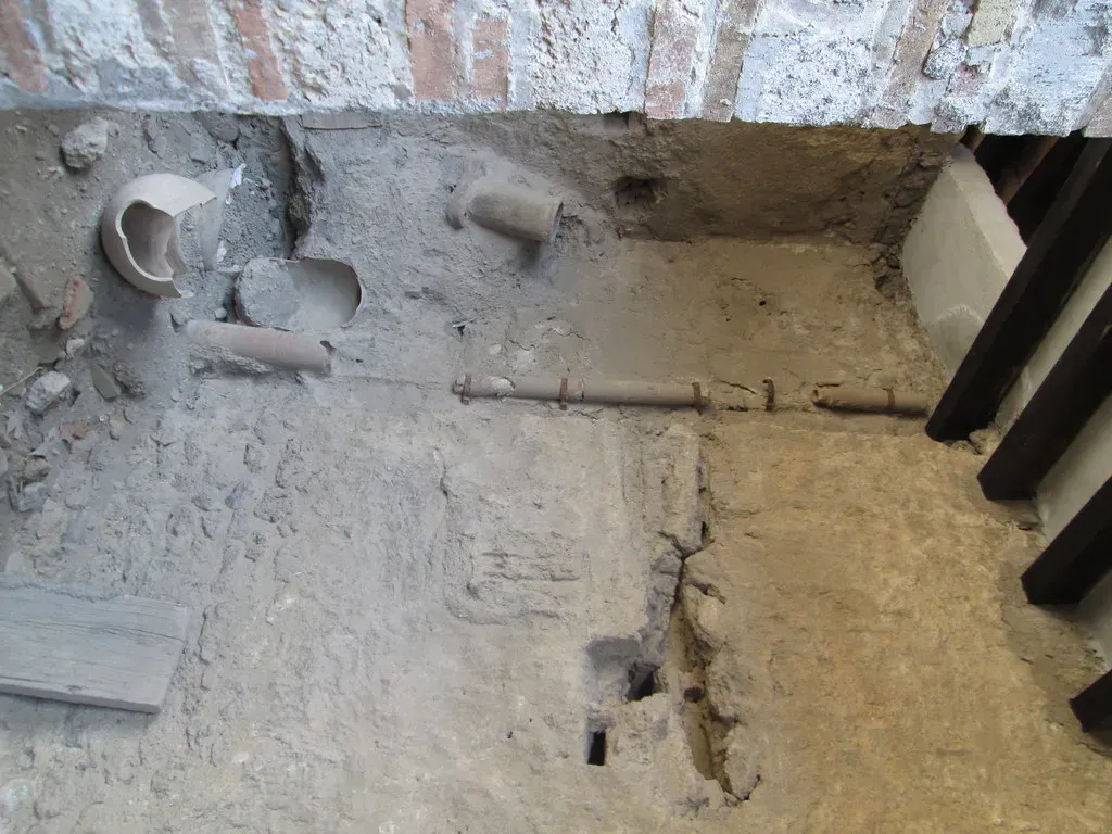 #8 – Pompeii: Ancient Roman Infrastructure Frozen in Time (microbe, Flickr, CC BY 2.0)