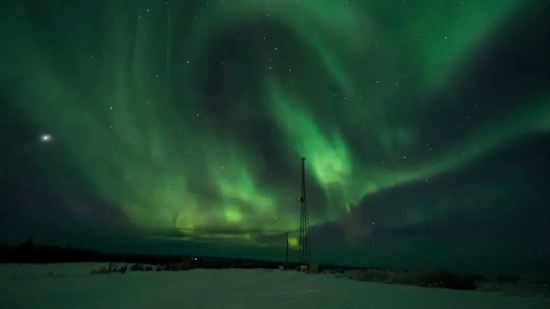 How the Sun Powers the Northern Lights (Image Credits: Unsplash)