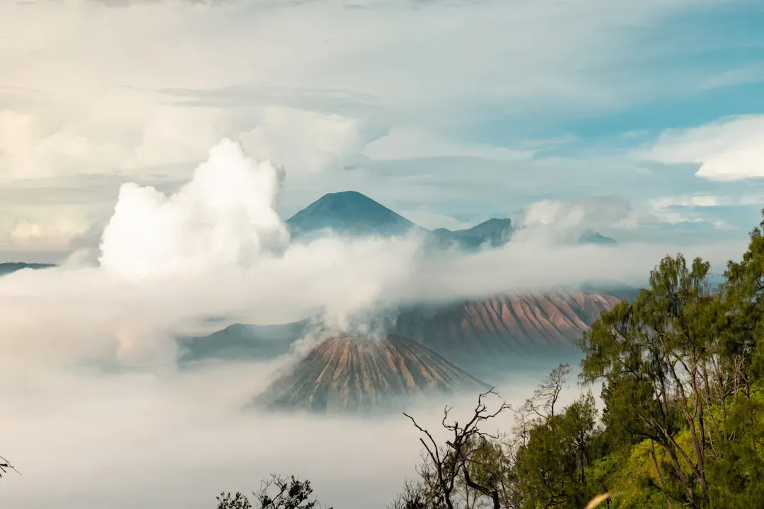 8. Indigenous Stories Preserve a Human Memory of the Eruption (Image Credits: Unsplash)