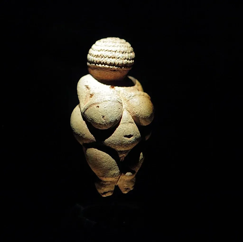 The Venus of Willendorf: Fertility Idol, Self‑Portrait, or Something Else Entirely? (Georgi Nemtzov, Flickr, CC BY 2.0)