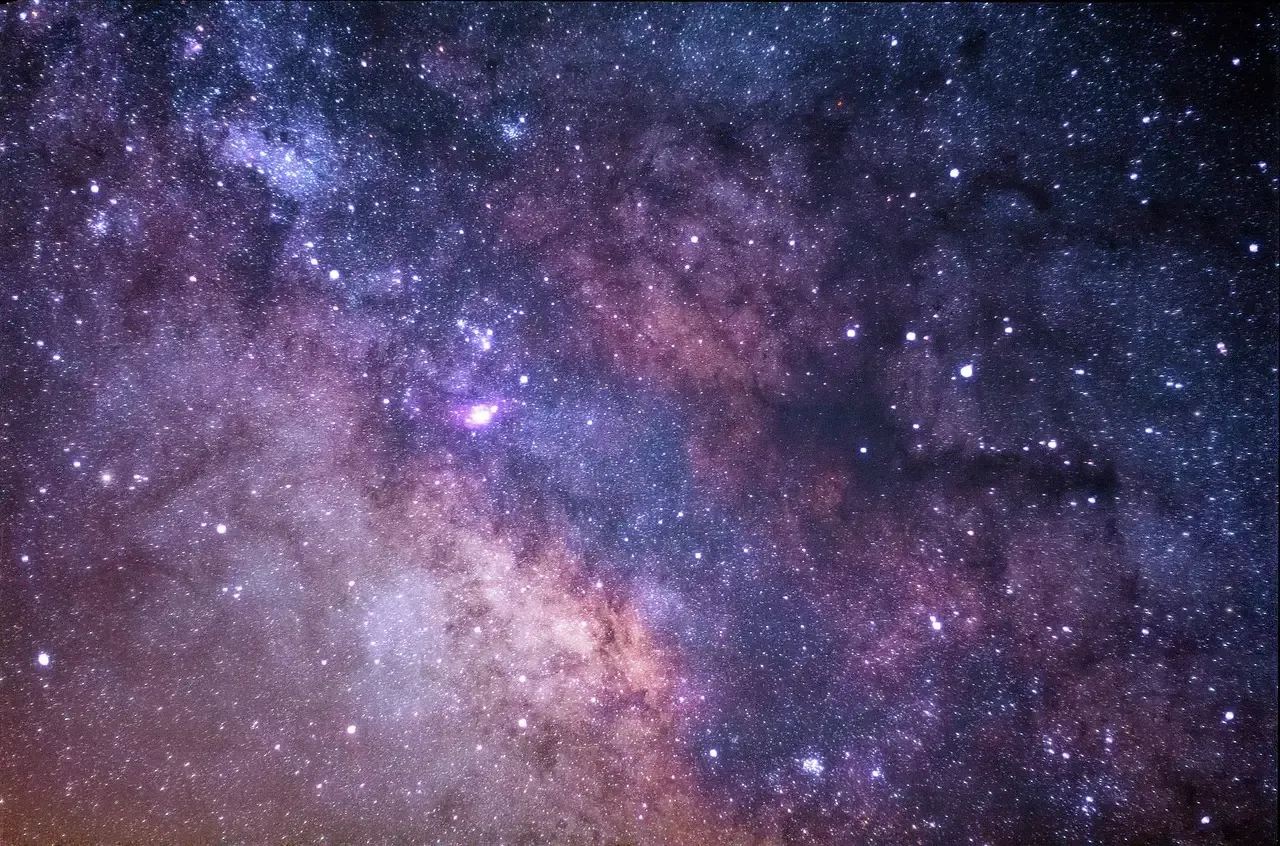 The Cosmic Clock You Live On Is Ridiculously Fast (Image Credits: Pixabay)