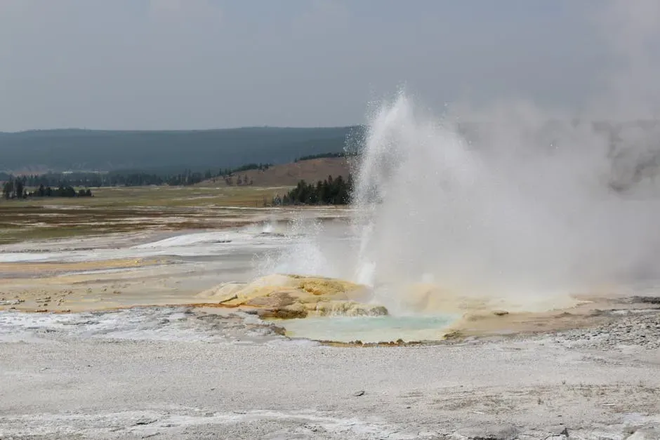 1. Yellowstone’s “Supervolcano” Is Really a Giant Hidden Heat Engine (Image Credits: Pexels)