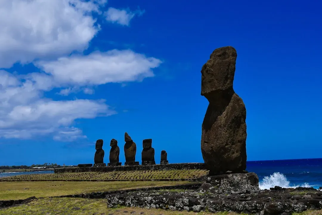 Rapa Nui (Easter Island): Statues Watching an Empty Horizon (Image Credits: Unsplash)