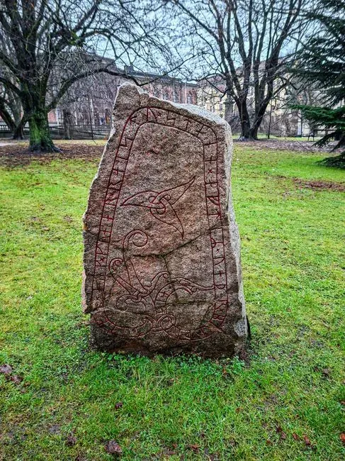#17 – Viking "Runestones" in America (Image Credits: Pexels)