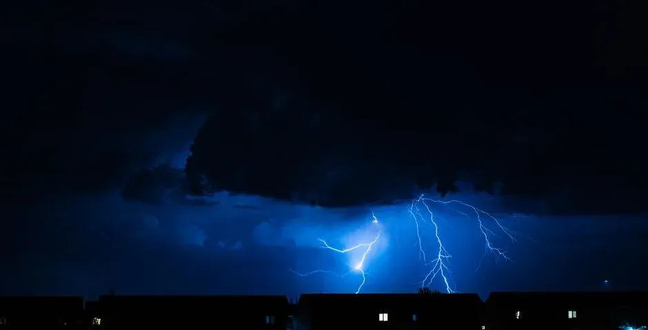 What This Says About Us: A Deeply Opinionated Take on Storms, Stress, and a Starving Lake (Image Credits: Pexels)