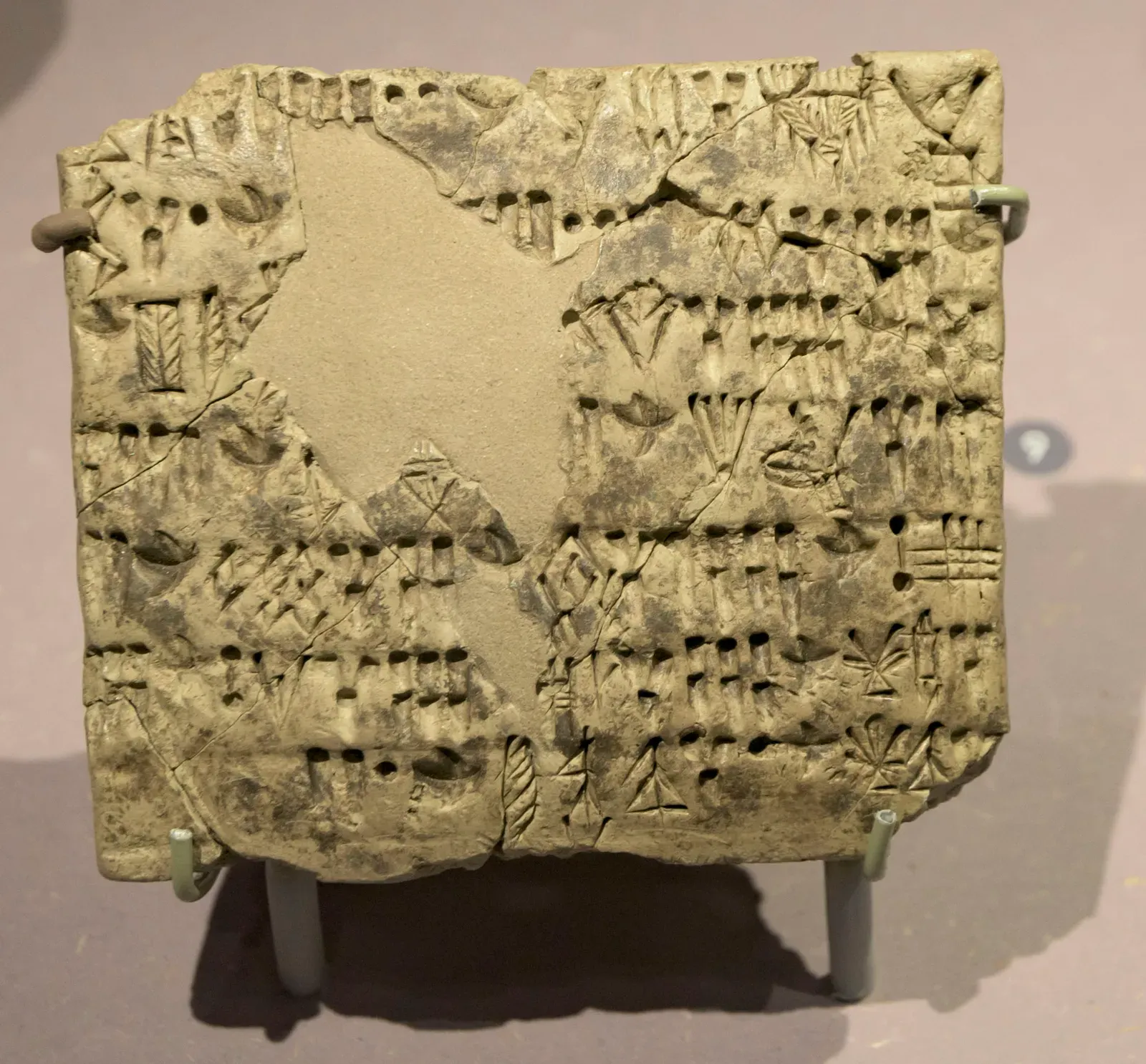 #2 - Proto-Elamite Tablets: When Even Computers Shrug (By Hnapel, CC0)