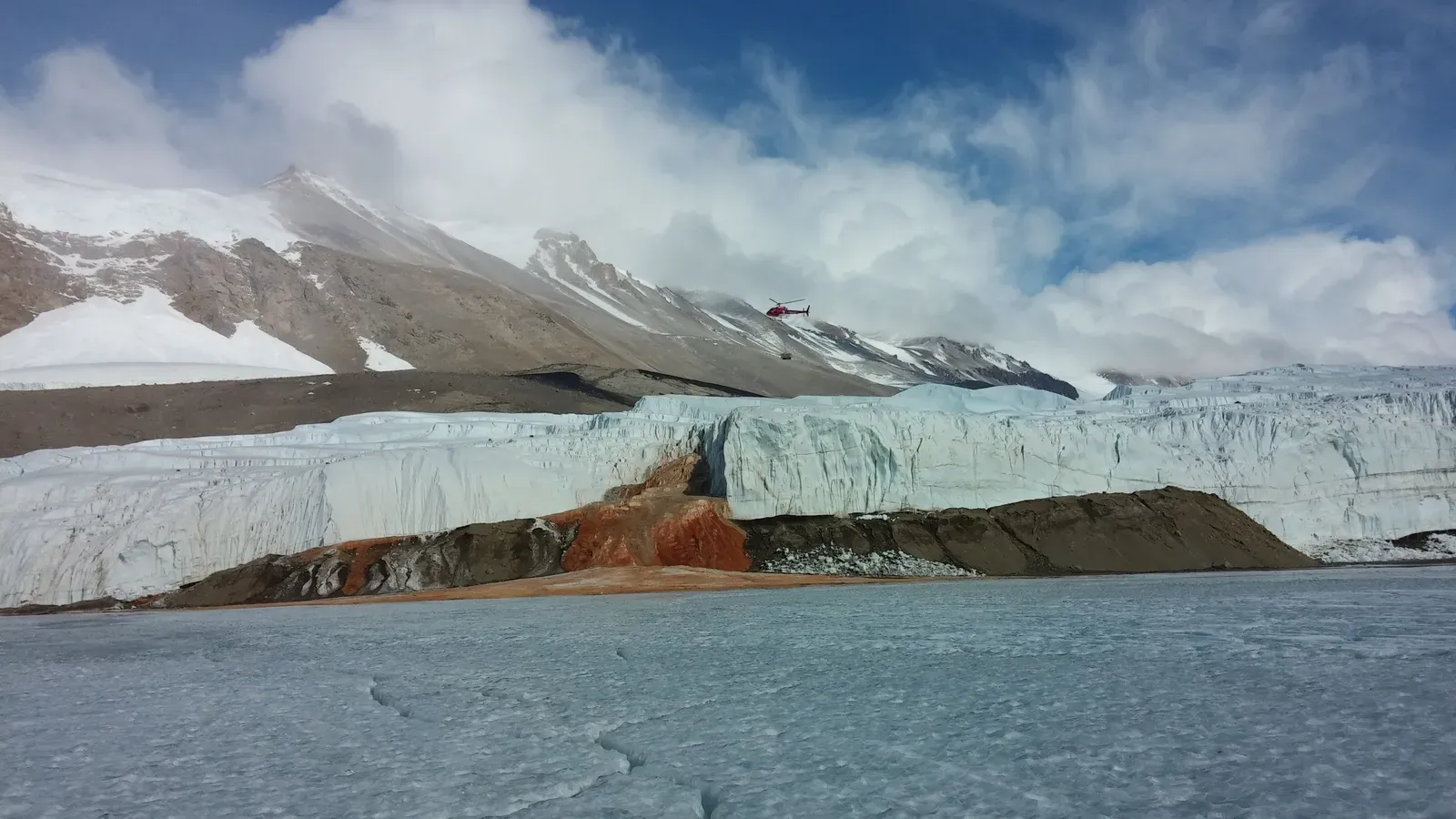 Blood Falls in Antarctica: The Glacier That Bleeds (Image Credits: Wikimedia)