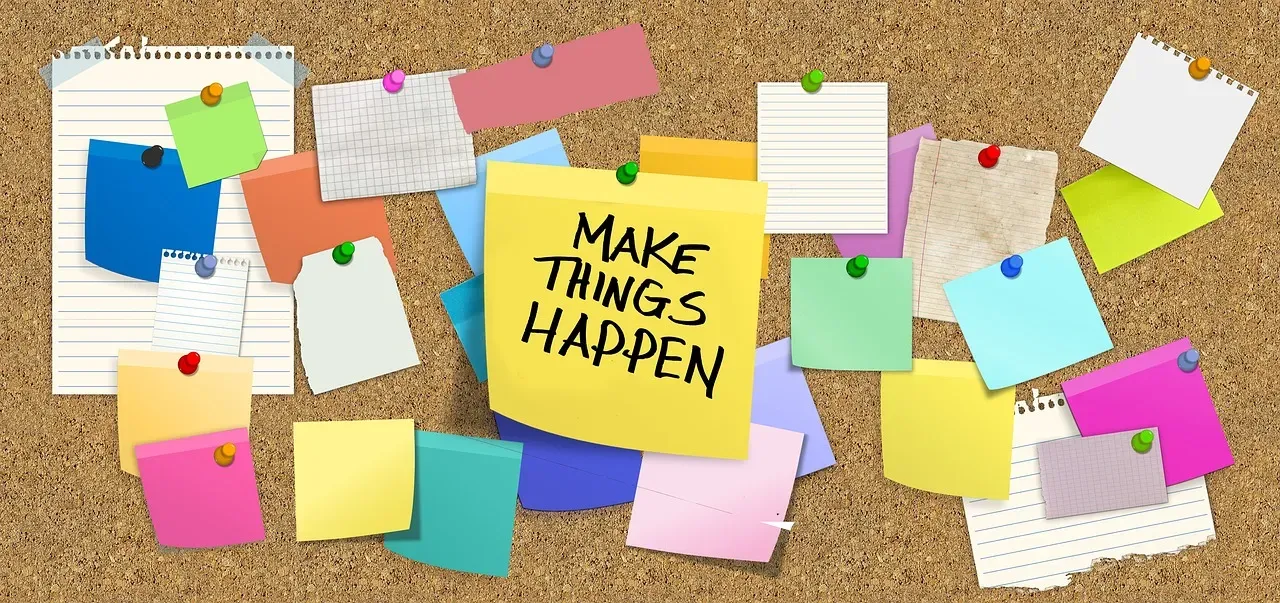 #5 Post-it Notes from a Failed Super-Glue (Image Credits: Pixabay)