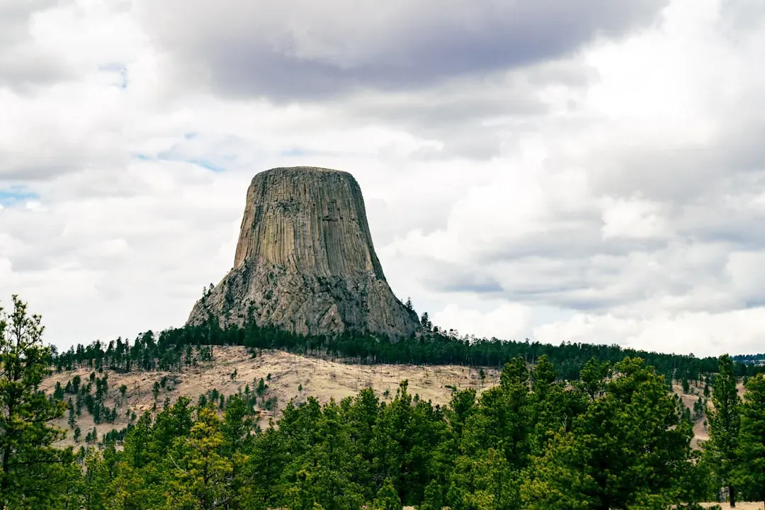 3. Devils Tower, Wyoming - A Sacred Monolith That Baffles the Eye (Image Credits: Unsplash)