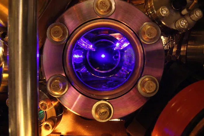 Ultra-Precise Quantum Clocks Are Bending Our Intuition (Image Credits: Wikimedia)
