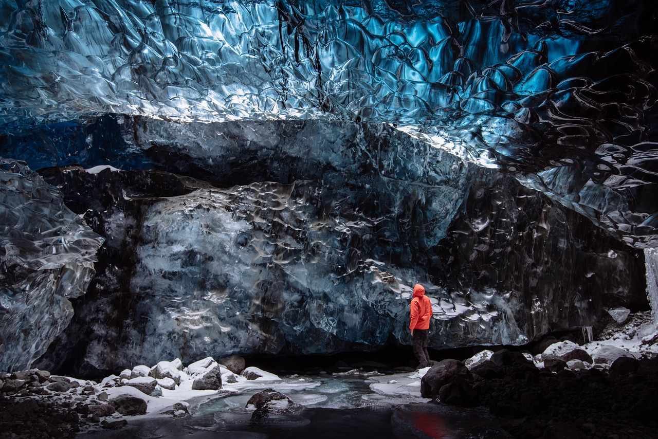 The Underground Laboratory Where Time Stands Still (Image Credits: Pixabay)